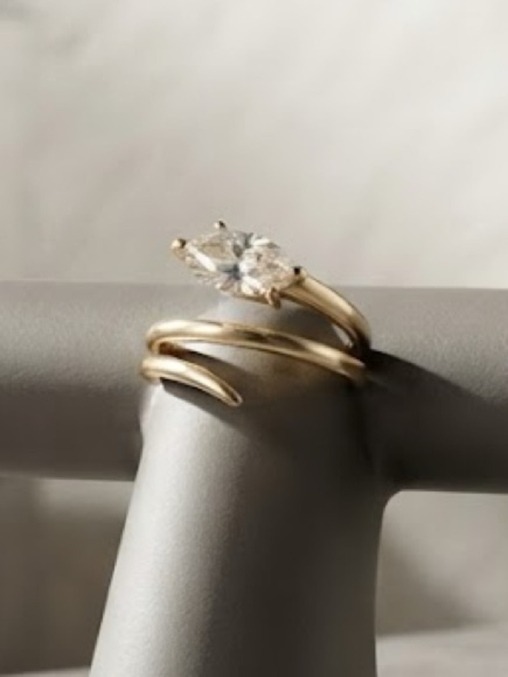 NWT 1.00 CT Moissanite Gold Filled Spiral Ring - Size 8